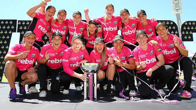 Women’s Big Bash League Winners 2015-1 6